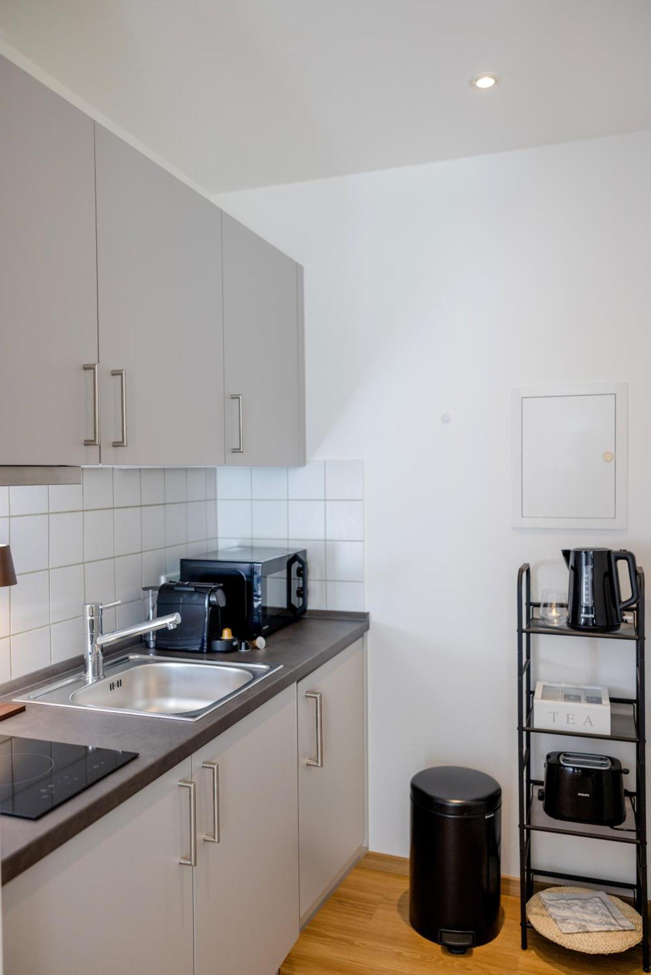 Lumen Homes - Altstadt-Studio Direkt Im Zentrum, Kueche, Netflix, Oeffentlicher Parkplatz Ums Eck 잉골슈타트 외부 사진