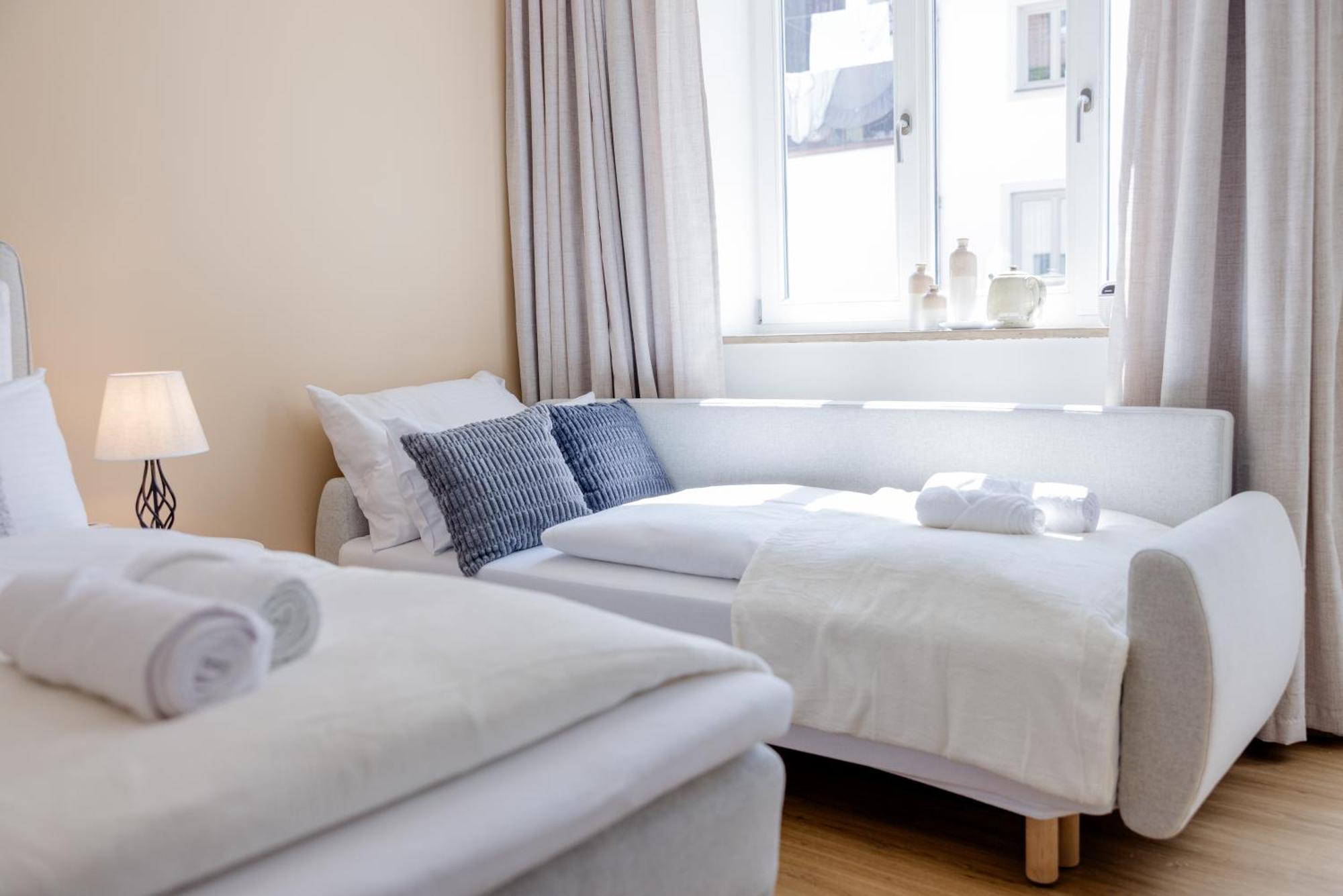Lumen Homes - Altstadt-Studio Direkt Im Zentrum, Kueche, Netflix, Oeffentlicher Parkplatz Ums Eck 잉골슈타트 외부 사진