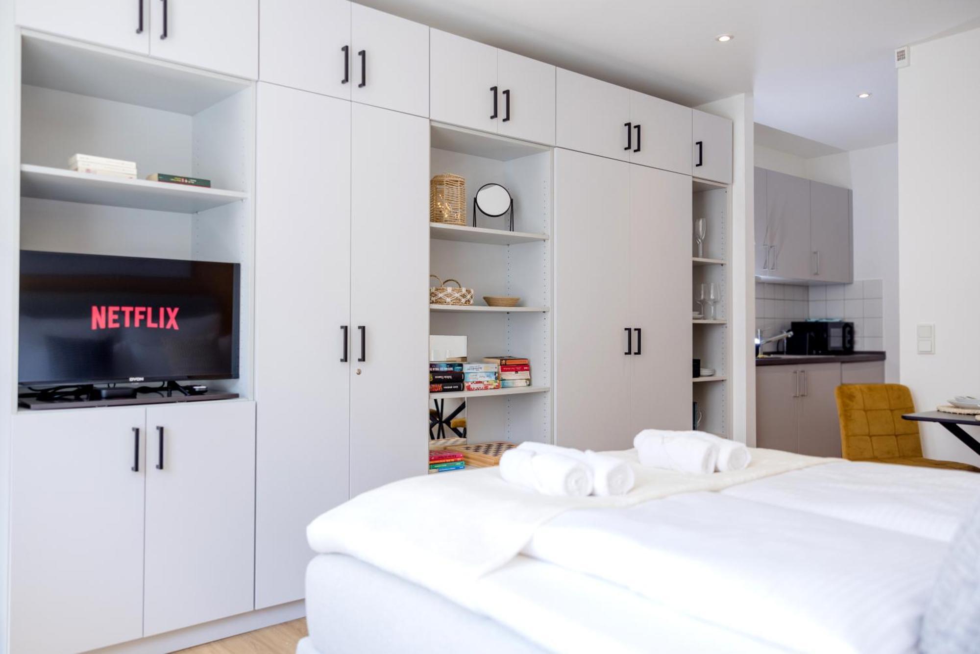 Lumen Homes - Altstadt-Studio Direkt Im Zentrum, Kueche, Netflix, Oeffentlicher Parkplatz Ums Eck 잉골슈타트 외부 사진