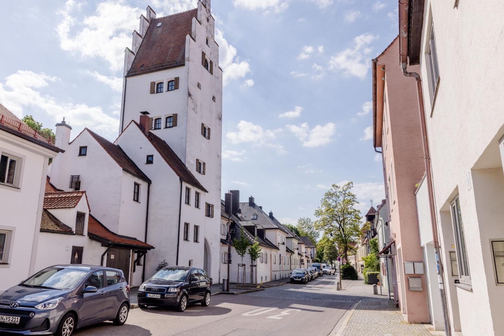 Lumen Homes - Altstadt-Studio Direkt Im Zentrum, Kueche, Netflix, Oeffentlicher Parkplatz Ums Eck 잉골슈타트 외부 사진