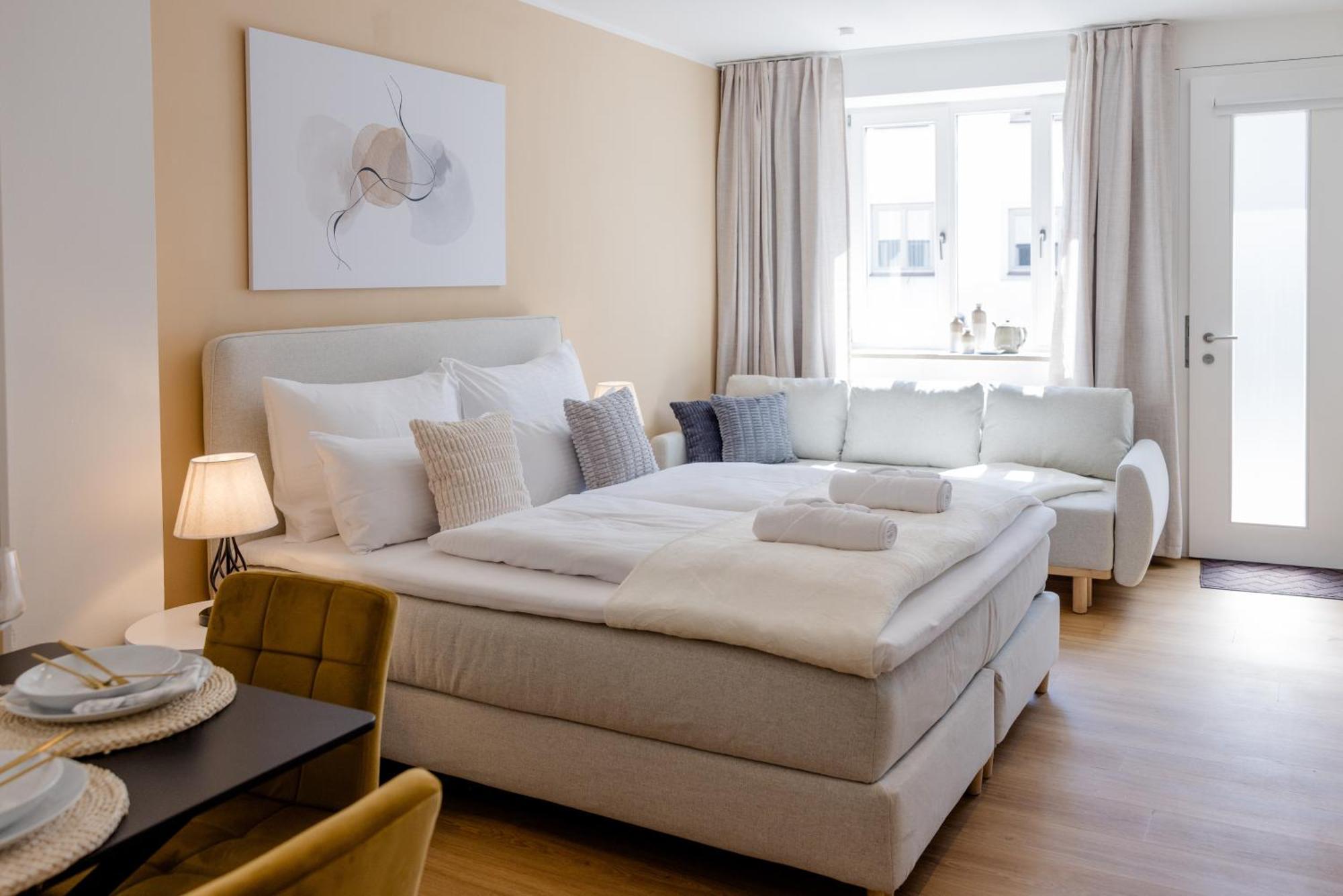 Lumen Homes - Altstadt-Studio Direkt Im Zentrum, Kueche, Netflix, Oeffentlicher Parkplatz Ums Eck 잉골슈타트 외부 사진