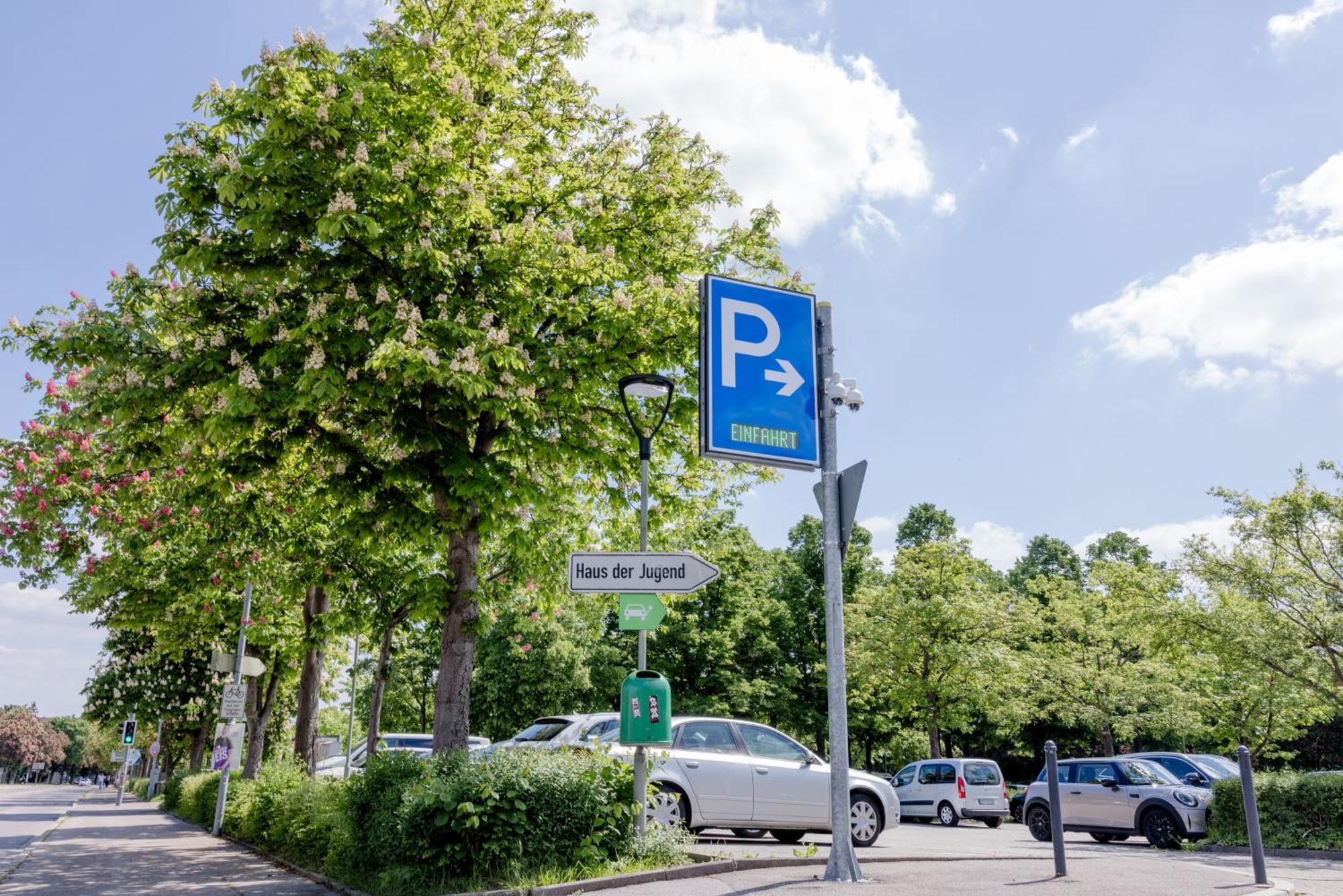 Lumen Homes - Altstadt-Studio Direkt Im Zentrum, Kueche, Netflix, Oeffentlicher Parkplatz Ums Eck 잉골슈타트 외부 사진